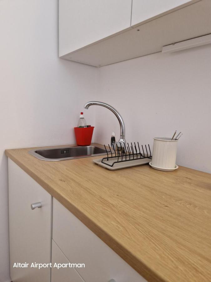 Altair Airport Apartman Vecses Ngoại thất bức ảnh
