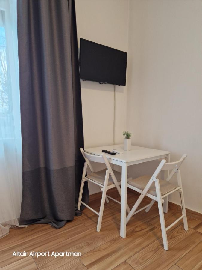 Altair Airport Apartman Vecses Ngoại thất bức ảnh