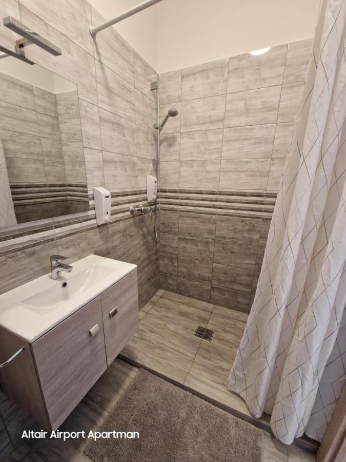 Altair Airport Apartman Vecses Ngoại thất bức ảnh