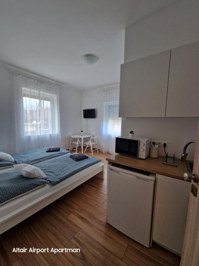 Altair Airport Apartman Vecses Ngoại thất bức ảnh