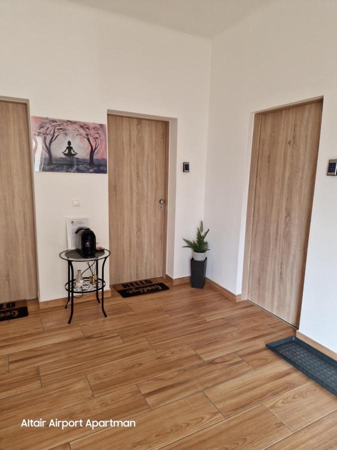 Altair Airport Apartman Vecses Ngoại thất bức ảnh